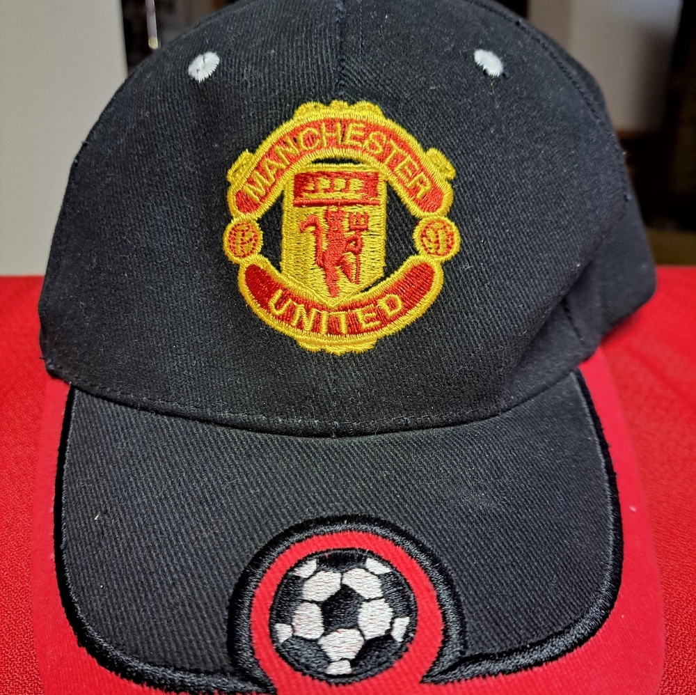 Manchester United Black Cap